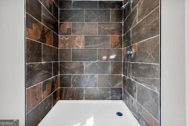 127 Mountainside Drive E, Dawsonville, GA 30534