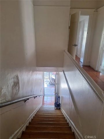 1943 Estrella, Los Angeles, CA 90007