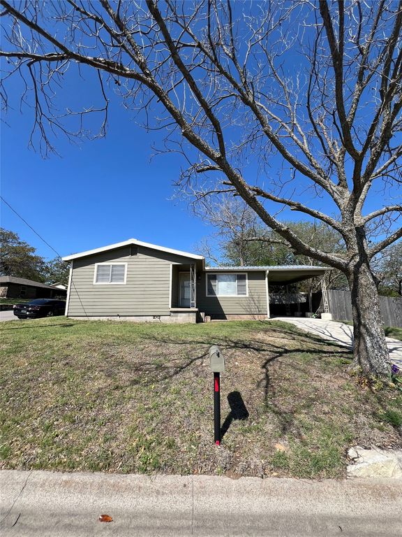 1106 Foster Lane, Weatherford, TX 76086