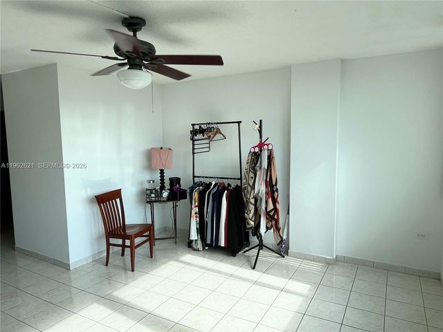 7135 Collins 533, Miami Beach, FL 33141