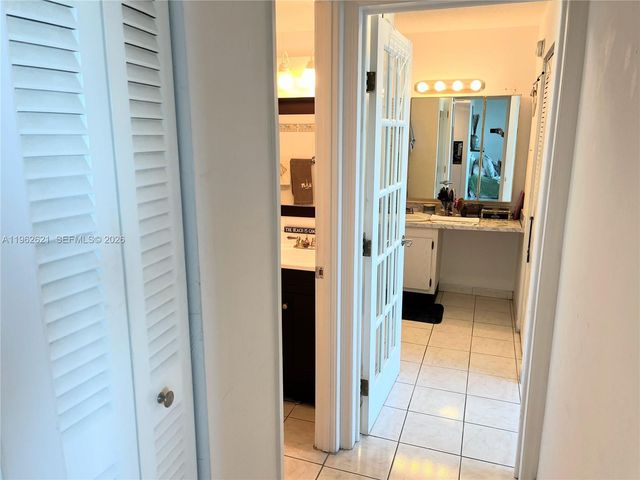 7135 Collins 533, Miami Beach, FL 33141