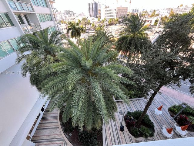 7135 Collins 533, Miami Beach, FL 33141
