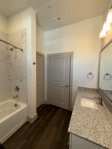 2036 Oak Grove 162B, Aubrey, TX 76227