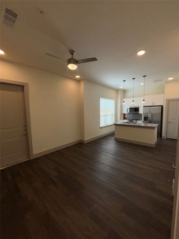 2036 Oak Grove 162B, Aubrey, TX 76227
