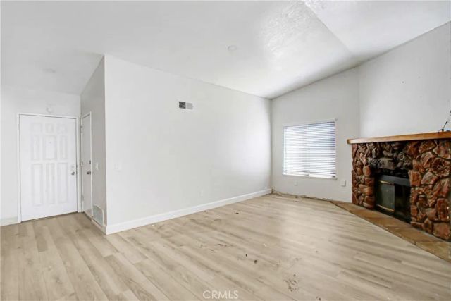 1142 W King Street, Banning, CA 92220