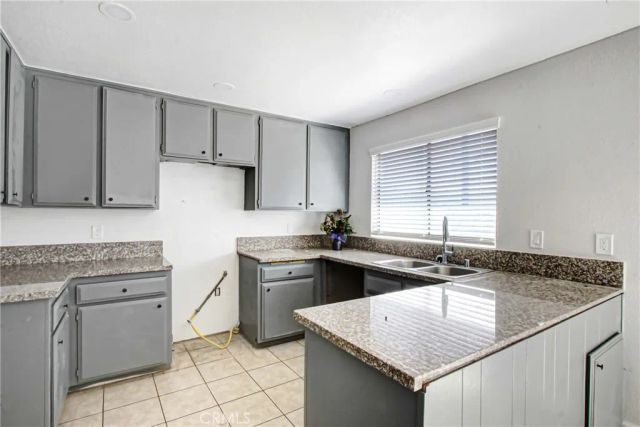 1142 W King Street, Banning, CA 92220