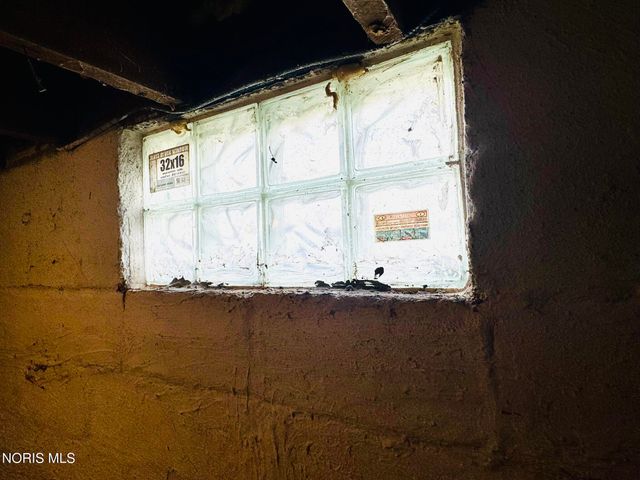 965 Curtis Street, Toledo, OH 43609