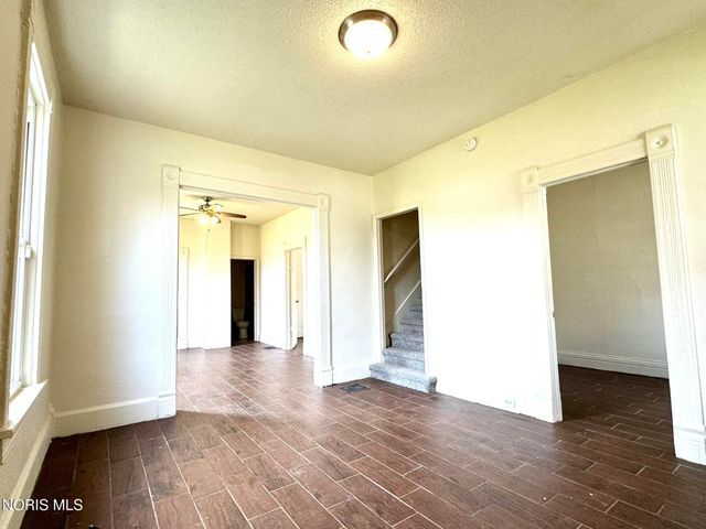 965 Curtis Street, Toledo, OH 43609