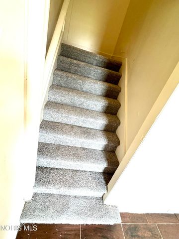 965 Curtis Street, Toledo, OH 43609