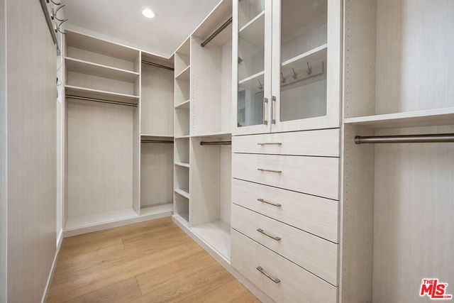 221 36th Street, Manhattan Beach, CA 90266