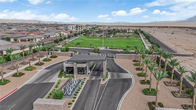 10151 Carmine Clay Drive, Las Vegas, NV 89143