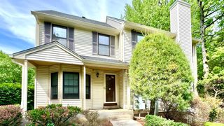 507 Timber Oaks Road, Edison, NJ 08820