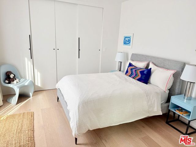 157 S Lucerne Boulevard, Los Angeles, CA 90004