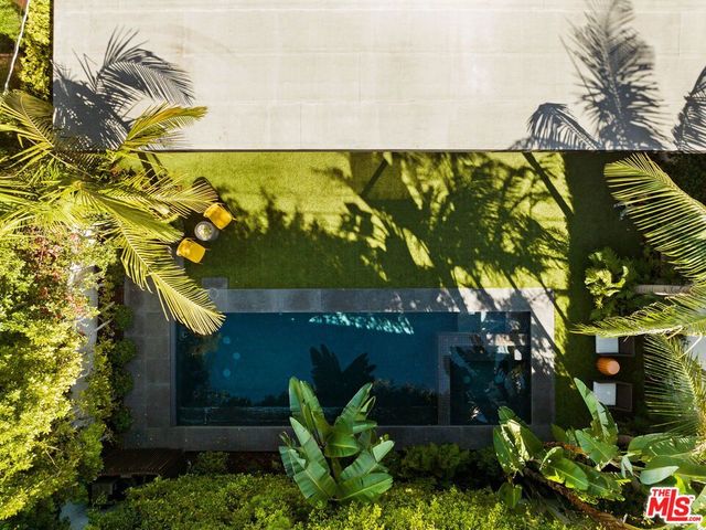 157 S Lucerne Boulevard, Los Angeles, CA 90004