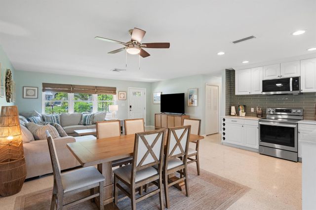 1621 Frances Avenue, Fort Pierce, FL 34949