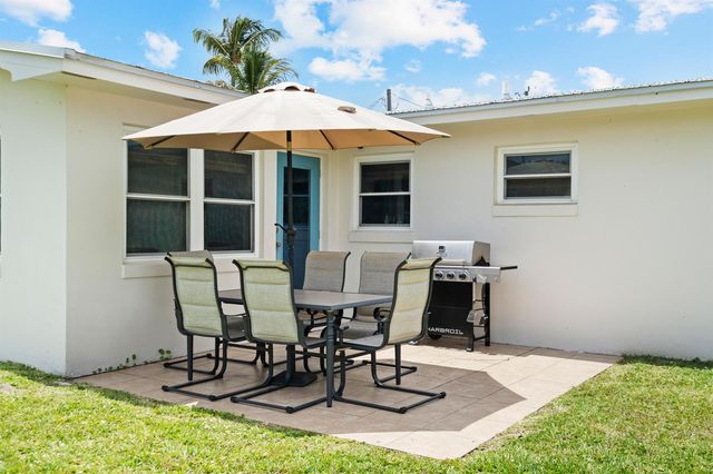 1621 Frances Avenue, Fort Pierce, FL 34949