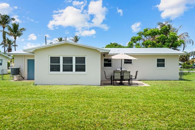 1621 Frances Avenue, Fort Pierce, FL 34949