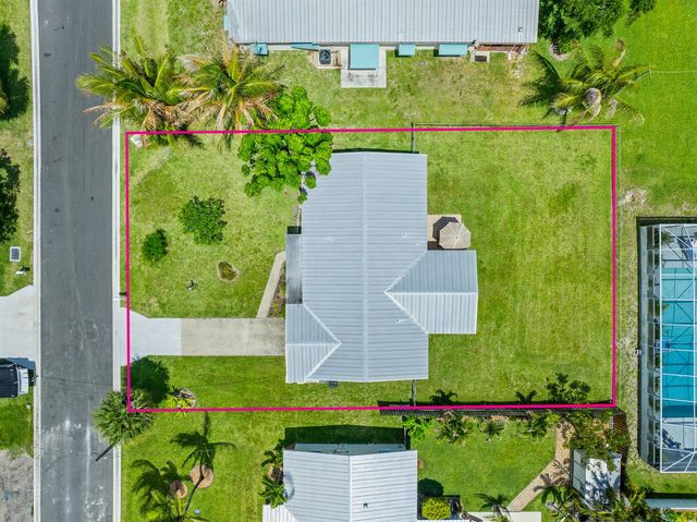 1621 Frances Avenue, Fort Pierce, FL 34949