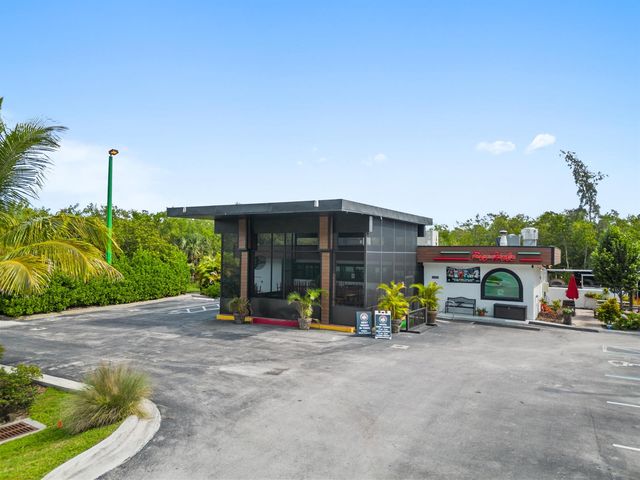 1621 Frances Avenue, Fort Pierce, FL 34949