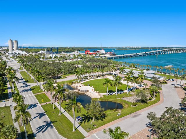 1621 Frances Avenue, Fort Pierce, FL 34949