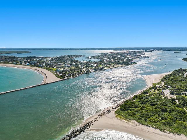 1621 Frances Avenue, Fort Pierce, FL 34949