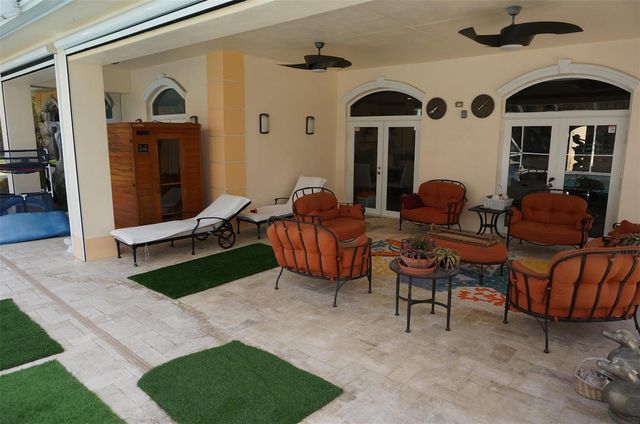 650 E Rambling Drive, Wellington, FL 33414