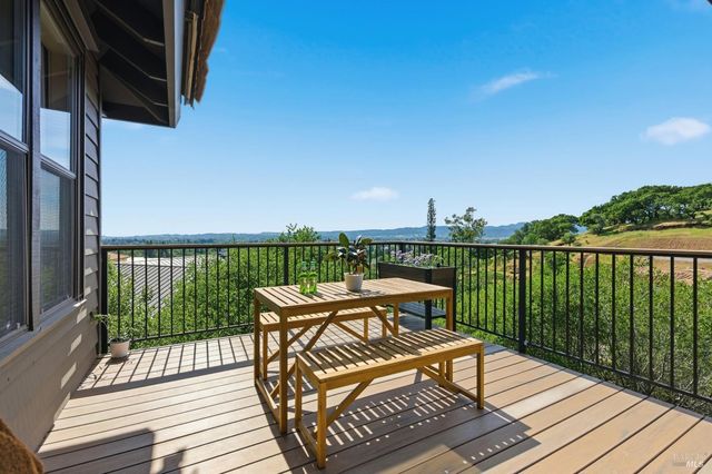 535 Westgate Dr, Napa, CA 94558