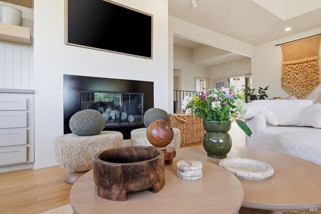 535 Westgate Dr, Napa, CA 94558