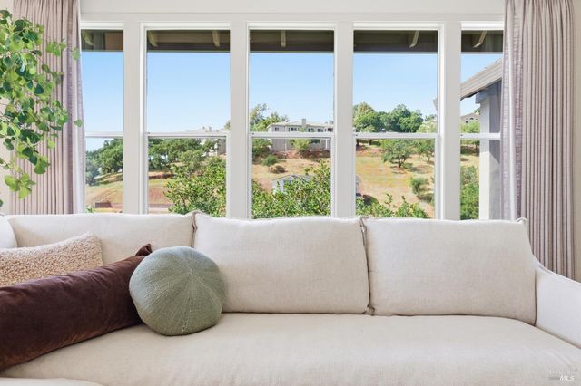 535 Westgate Dr, Napa, CA 94558