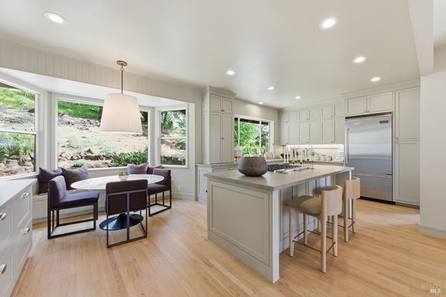 535 Westgate Dr, Napa, CA 94558