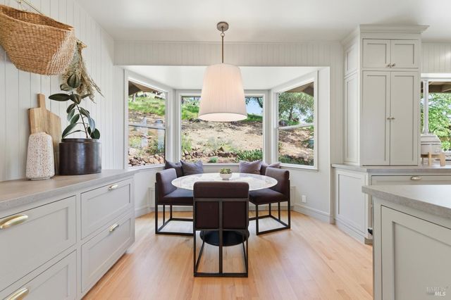 535 Westgate Dr, Napa, CA 94558