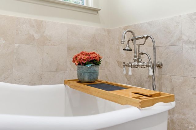 535 Westgate Dr, Napa, CA 94558