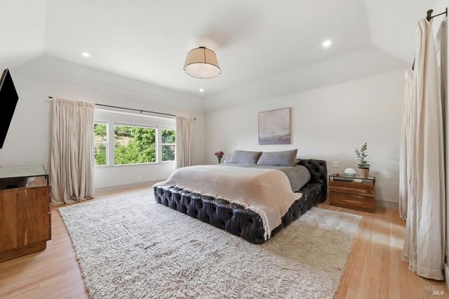 535 Westgate Dr, Napa, CA 94558