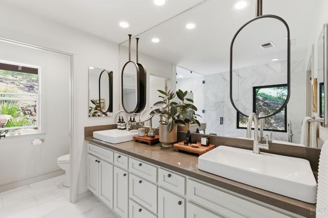 535 Westgate Dr, Napa, CA 94558