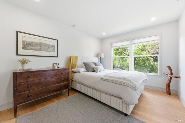 535 Westgate Dr, Napa, CA 94558