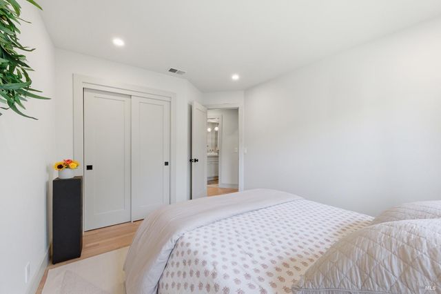 535 Westgate Dr, Napa, CA 94558