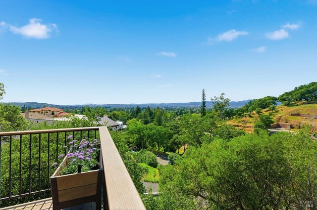 535 Westgate Dr, Napa, CA 94558