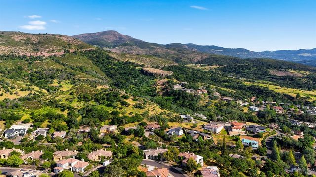 535 Westgate Dr, Napa, CA 94558