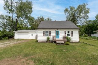 1403 Hamelink Drive, Portage City, MI 49002