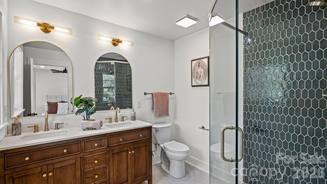 4817 Ridgeley Drive, Charlotte, NC 28208