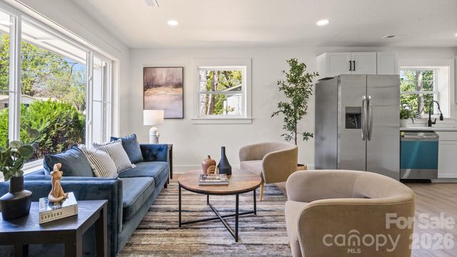 4817 Ridgeley Drive, Charlotte, NC 28208