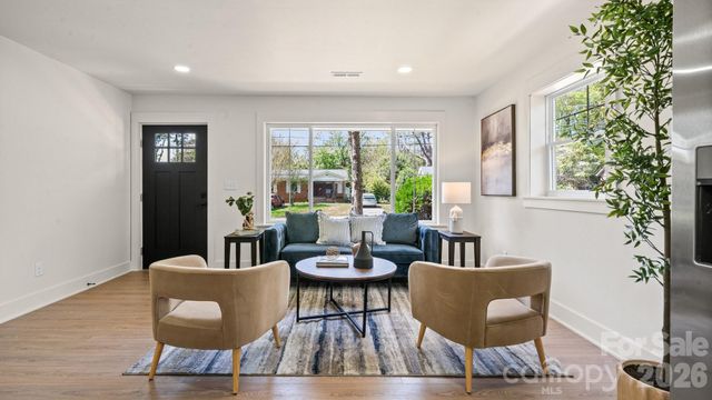 4817 Ridgeley Drive, Charlotte, NC 28208