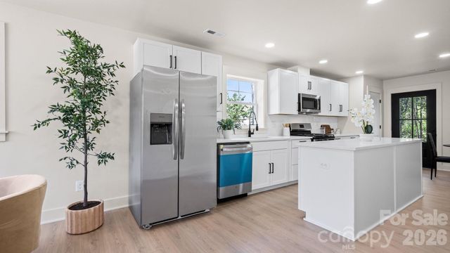 4817 Ridgeley Drive, Charlotte, NC 28208