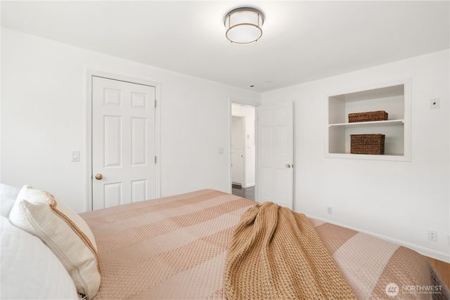 8605 46th Avenue SW, Seattle, WA 98136