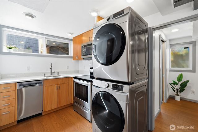 8605 46th Avenue SW, Seattle, WA 98136