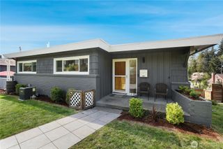 8605 46th Avenue SW, Seattle, WA 98136