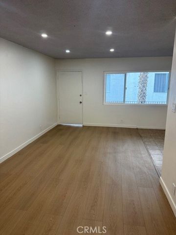 787 Gardenia, Long Beach, CA 90813
