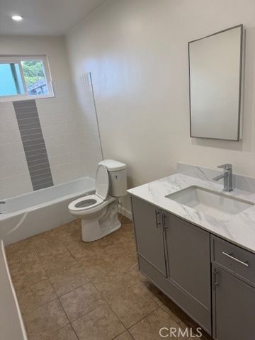 787 Gardenia, Long Beach, CA 90813