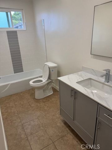 787 Gardenia, Long Beach, CA 90813