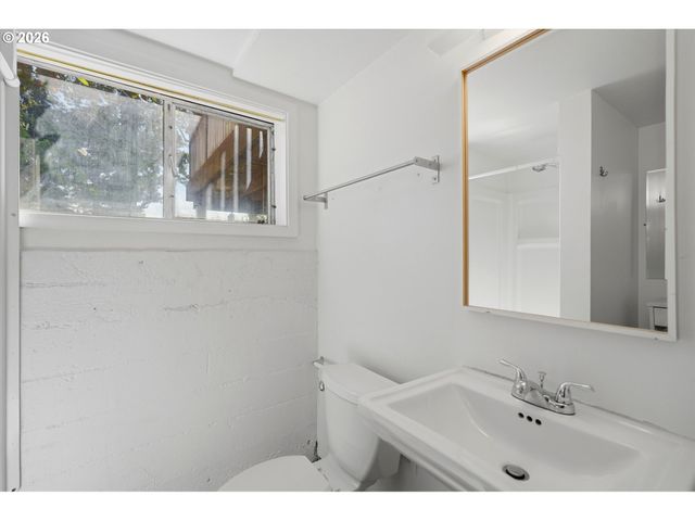 7214 Sw 10TH Ave, Portland, OR 97219